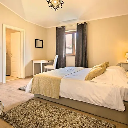 In With Wi-fi Holiday home Fuskulin